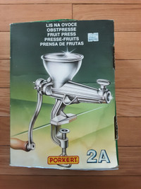 Porkert juicer manual tin fruit press antique