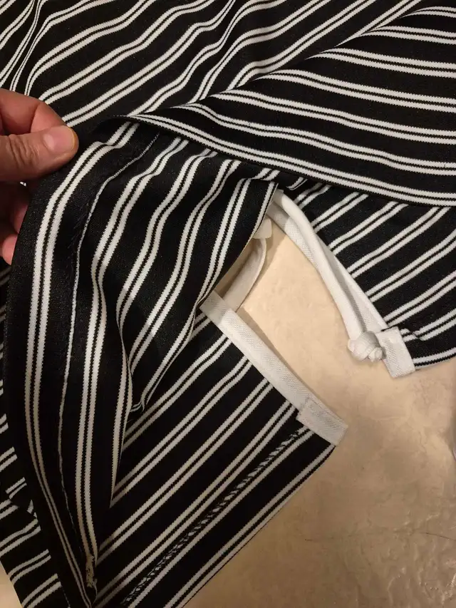 Women's Striped Top and White Pants Lounge Set in Multi-item in Napanee - Image 6