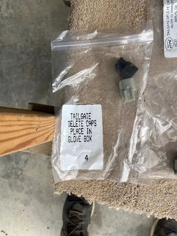 Ford Tailgate Delete Kits and Ford Trailer Tow Kits in Other Parts & Accessories in Grand Bend - Image 3