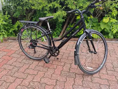 Specialized commuter like new, View more