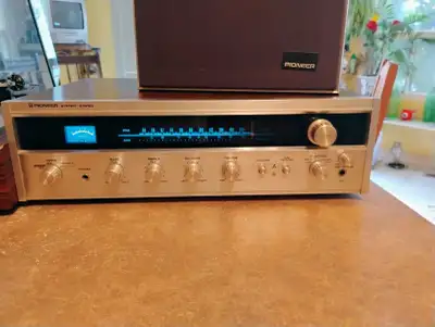 vintage stereo system , View more
