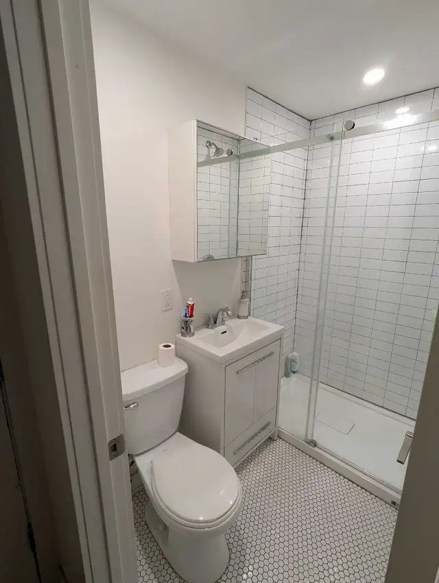 3 1/2 Apartment for rent In Cotes-des-Neiges in Long Term Rentals in City of Montréal - Image 6