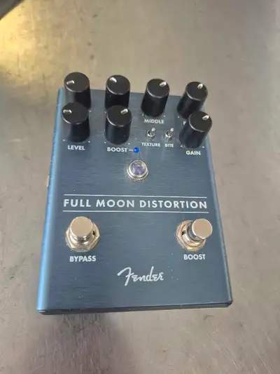 Fender Full Moon Distortion Pedal (29840747), View more