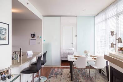 2 Bedroom 2 Bathroom for Rents (810sf) 3