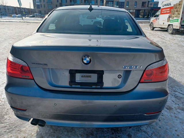 2010 BMW 528i Xdrive automatique 170000kms dans Autos et camions  à Ville de Montréal - Image 3