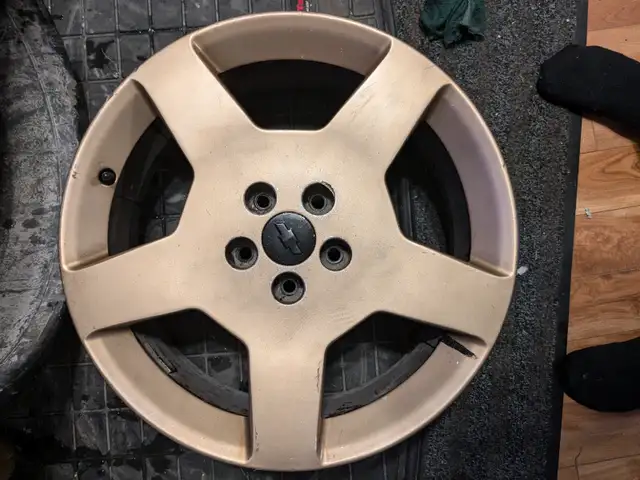 4-18 inch aluminum rims in good condition  in Tires & Rims in St. John's - Image 3