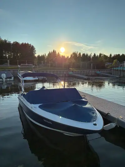 I'm selling my 2007 Bayliner 175 with the 135 Mercruiser inboard. There is nothing wrong with the bo...