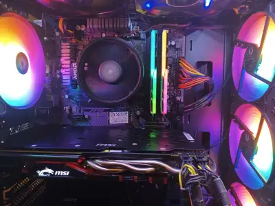 Elite Gamer / i7 9700 /8CORES X 4.9GHZ (WiFi Ready !!), View more