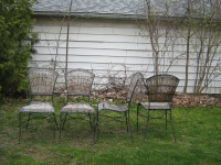 4 METAL / BAMBOO CHAIRS - In NEWCASTLE