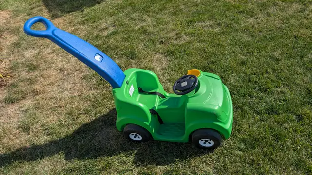 Poussette voiture in Strollers, Carriers & Car Seats in Gatineau - Image 2