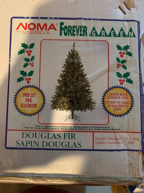 Noma 7 foot Christmas Tree in Holiday, Event & Seasonal in City of Halifax - Image 4