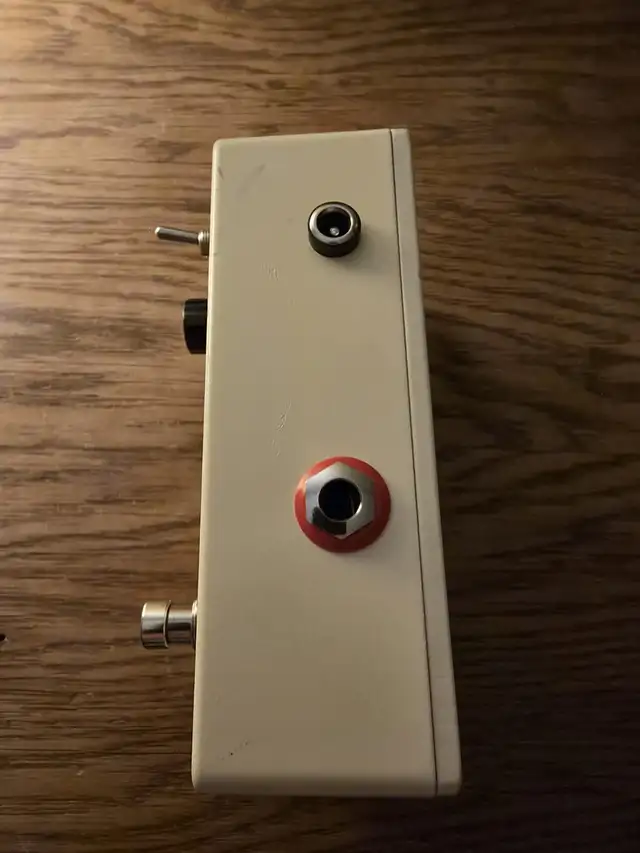 Space or Die Variable Octave Generator Pedal in Amps & Pedals in City of Toronto - Image 5