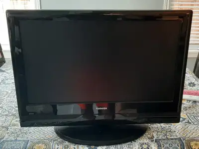 Toshiba 26AV500U 26-Inch 720p LCD HDTV, View more