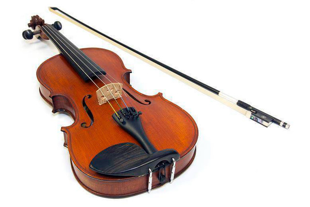Barely used Carlton CVN200 Violin for sale in String in Saskatoon - Image 2