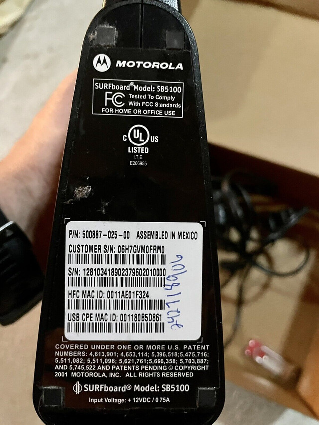 Motorola SurfBOARD Cable Modem SB5100 in Networking in Kitchener / Waterloo - Image 3