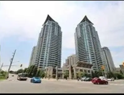 1 Bedroom + Den, 1 bath, unfurnished condo for rent Near Square One, Newly painted. New stainless st...