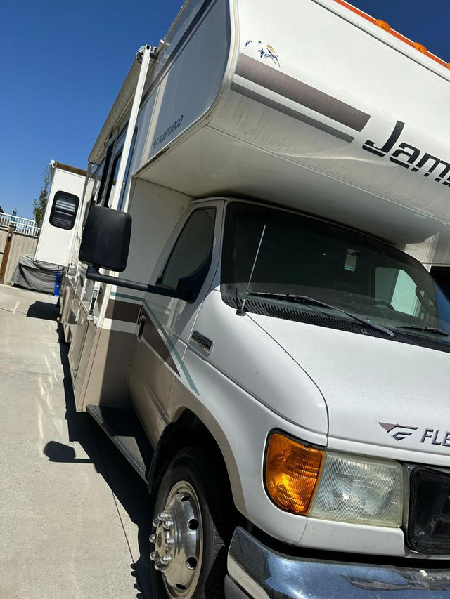 CLASS C JAMBOREE V10 RVs & Motorhomes Saskatoon Kijiji