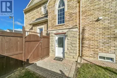 Basement for Rent - Sandlewood/Chinguacousy