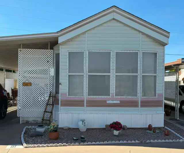 Turnkey Park Model in Mesa, AZ – $21,000