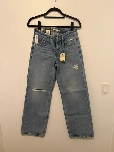 Levi’s low loose jeans size 26, View more