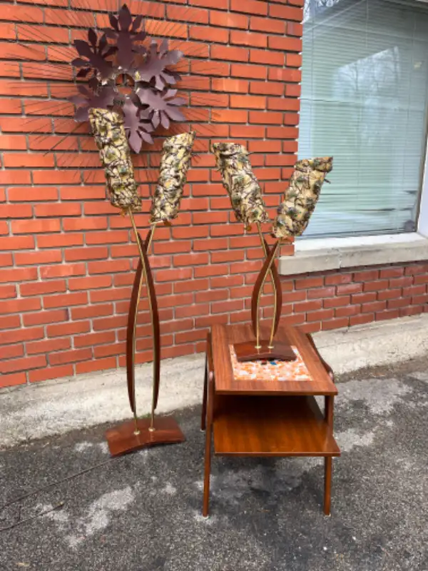 Pair of matching Majestic style MCM Lamps 1960 Vintage in Indoor Lighting & Fans in West Island - Image 8
