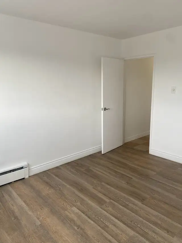 1 bed +1 bath dans Ontario dans Canada - Image 6
