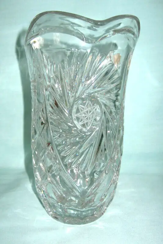 PICHET+VERRES TAILLES PIN WHEEL  CRYSTAL PITCHER+ GLASSES SET in Arts & Collectibles in West Island - Image 4