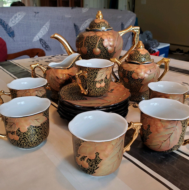 17 Pieces Tea Set for 6 in Kitchen & Dining Wares in Muskoka - Image 2