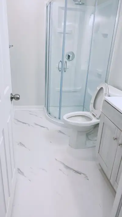 Beautiful 2 Bedroom Legal Basement