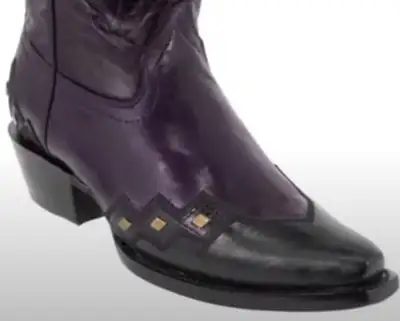 Texas Legacy women's purple studded genuine leather cowboy boots, snip toe. Size 5 1/2 Located in La...