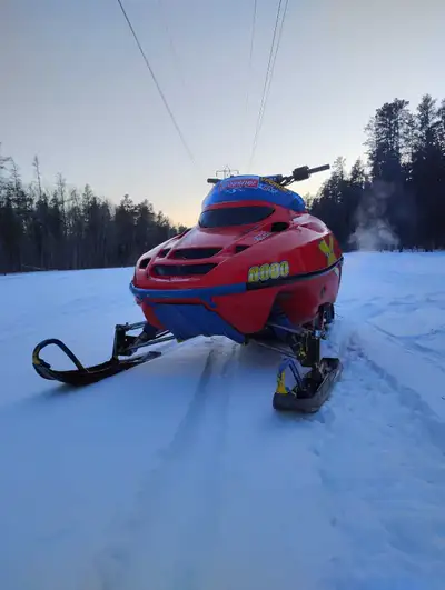 01 polaris 600 full rebuild around 3 solid hours on it looking to see what kind of trades I can get,...