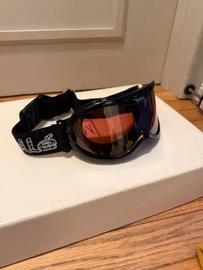 bollé ski/snowboard goggles , View more