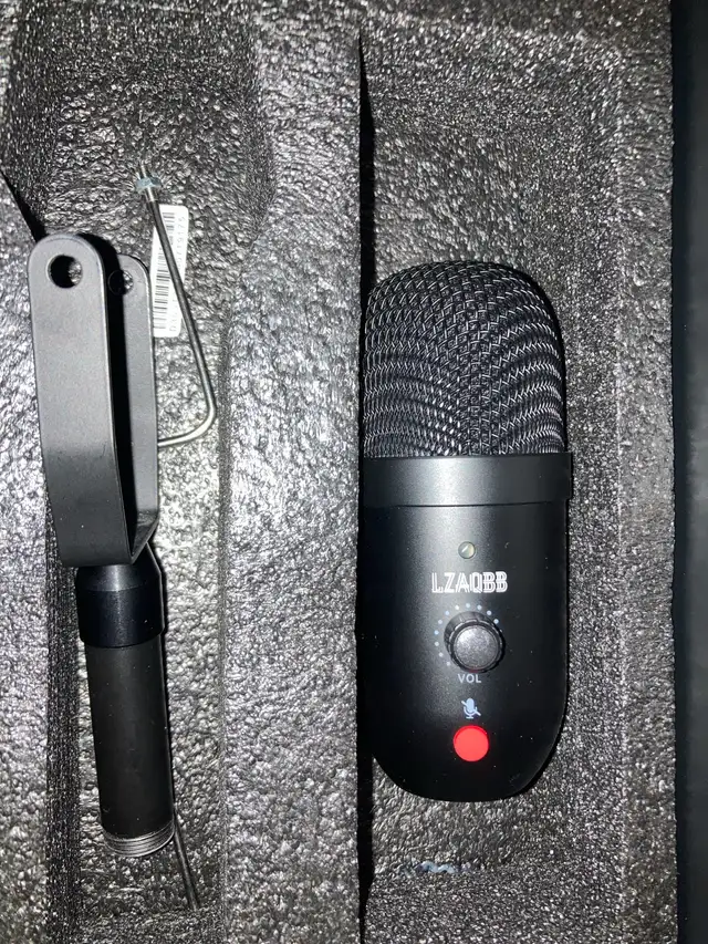 New Dynamic USB/XLR Microphone HD 300 series in Pro Audio & Recording Equipment in Cambridge - Image 8