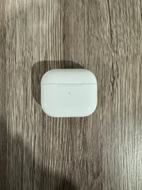 (PRICE NEGOTIABLE) Apple AirPods 3rd Gen (charging case only)