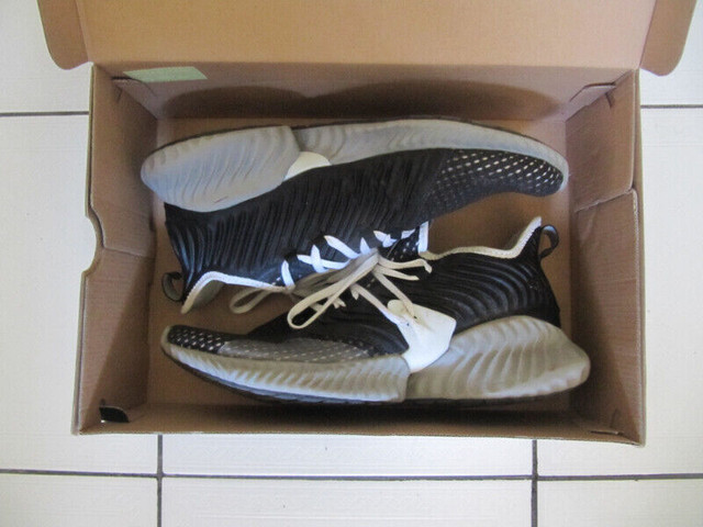 Adidas Alphabounce Item 121209040 Size 11 Male Lifestyle Shoes dans Chaussures pour hommes  à Région de Mississauga/Peel - Image 2