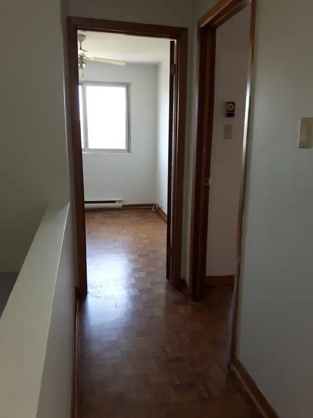 Two Bedroom Apartment for Rent in Long Term Rentals in City of Toronto - Image 7