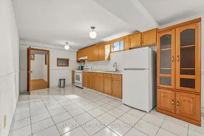 ✨ Beautiful 2+1 Bed 1 Bath Basement Apartment for Rent – Niagara Falls, Ontario ✨ Bright, clean, and...