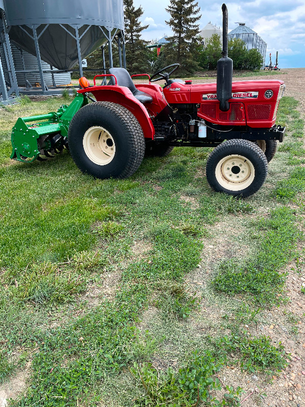 Yanmar 226d garden/yard tractor in Farming Equipment in Calgary - Image 4