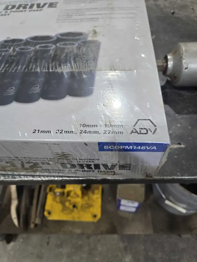 impact wrench plus sockets in Power Tools in Calgary - Image 4