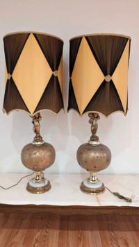Pair of vintage lamps - House Clearance 