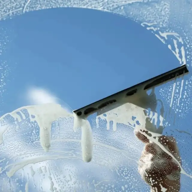 Exterior Window Washing, Bungalows only
