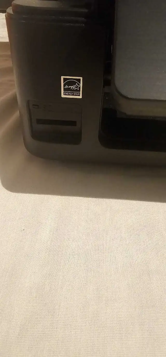 Epson Expression Home XP-330 Wireless Colour Photo Printer with in Printers, Scanners & Fax in City of Toronto - Image 7