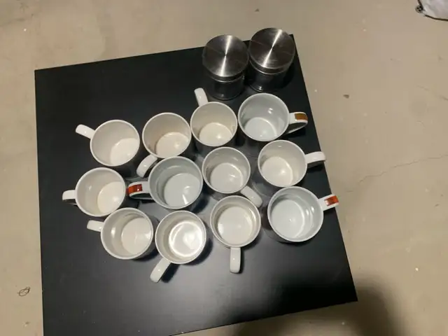 Corelle 12 peice mugs, jars, kitchen items.  in Kitchen & Dining Wares in Markham / York Region - Image 3