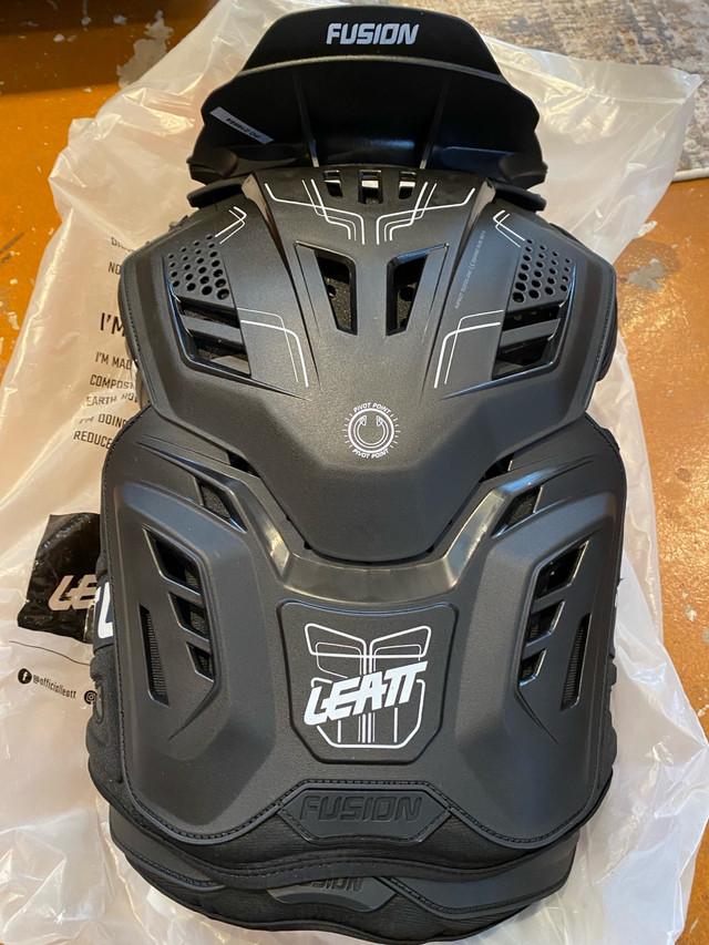 Leatt Fusion Vest S/M in Other in Peterborough