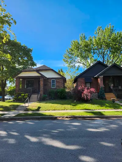 2 bedroom 1 bath house for rent Sept. 1st
