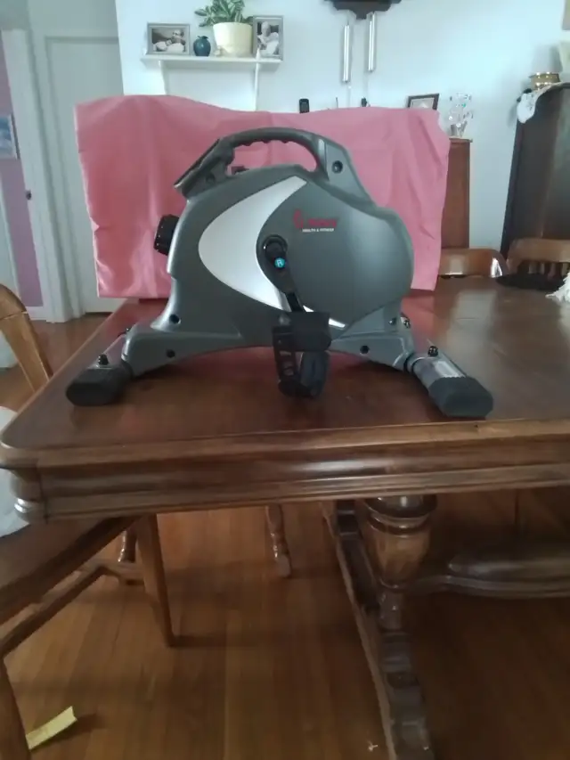 Fitness mini pedal excerciser in Health & Special Needs in Winnipeg - Image 8