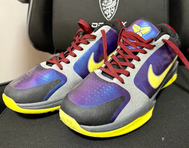 Nike Kobe 4 (UA) in Men's Shoes in City of Toronto - Image 2