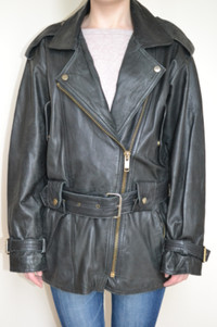 Vintage Women's Black Leather Jacket Size Small