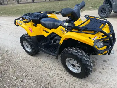 I am selling a used 2012 Can-Am 400xt, with 2up seat quad is in good condition seat has small tear a...