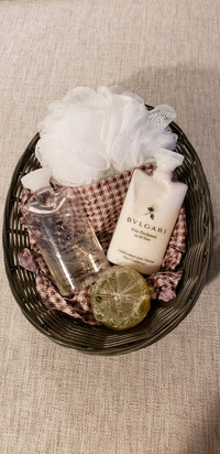 Gift set for women. Bvlgari Luxurious fragrant body product.
